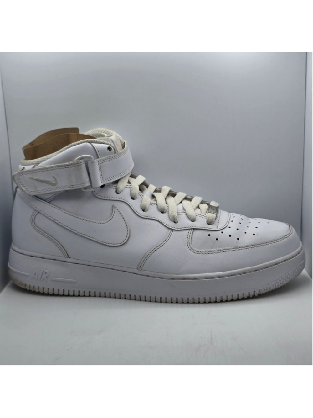 Men's Nike Air Force 1 Mid Sneakers in White Men's 11 women's 12.5